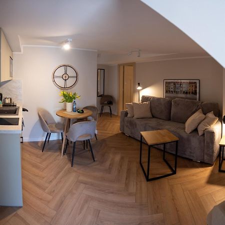 Apartamenty Drevny Kocur Poznan Dış mekan fotoğraf
